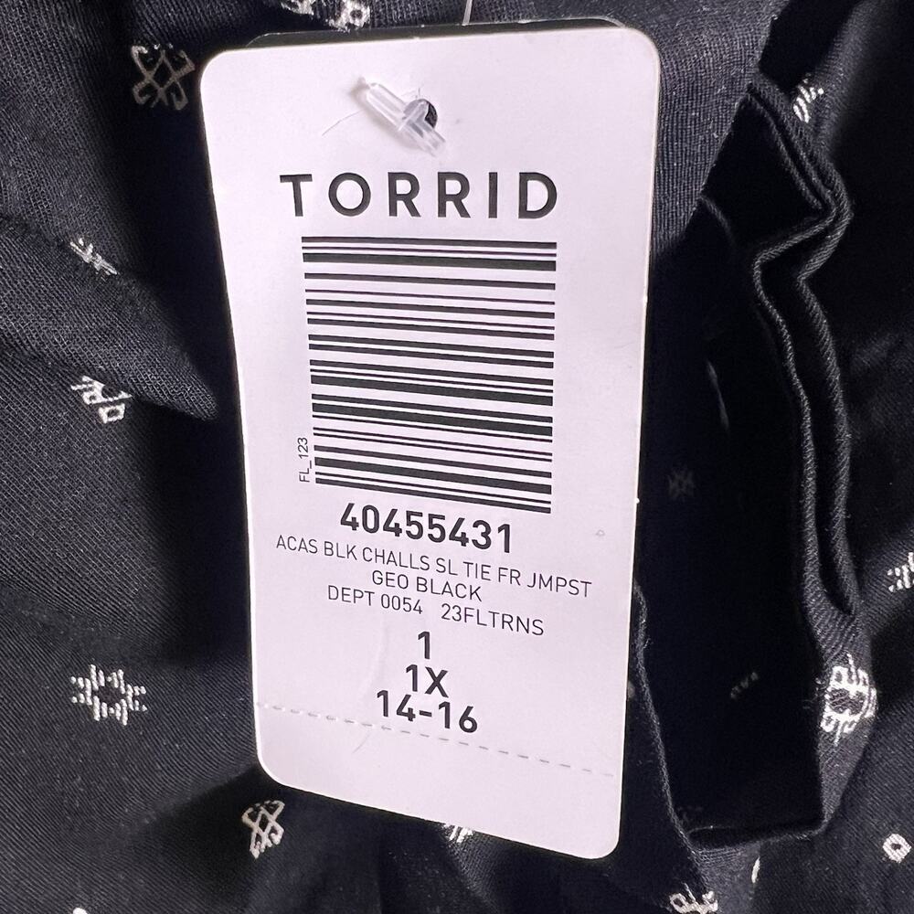 NWT Torrid Tie Front Culotte Jumpsuit black geometric print Pocket Plus Sz 1X - Picture 12 of 16